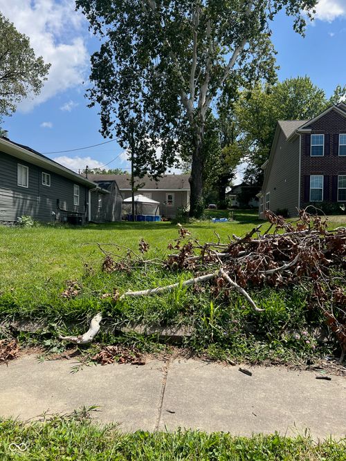 1963 Hillside Ave, Indianapolis, IN, 46218-4239 | Card Image