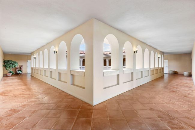 N - 2 N Breakers Row, Condo with 3 bedrooms, 5 bathrooms and null parking in Palm Beach FL | Image 19