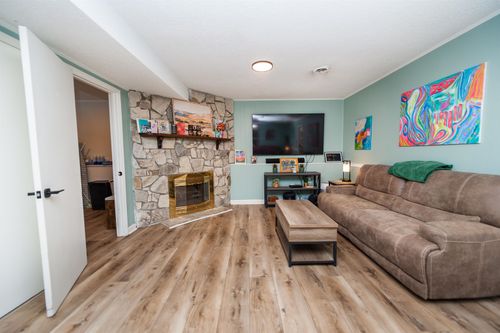 135 Salem St, Spartanburg, SC, 29302-4052 | Card Image