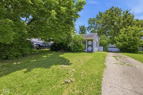 8141 Patton Dr, Lawrence, IN, 46226-2037 | Card Image