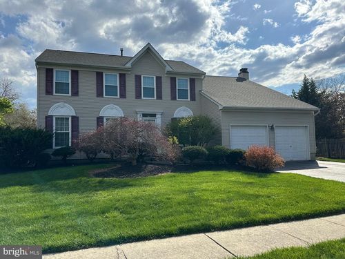 216 Ivanhoe Dr, Robbinsville, NJ, 08691-3607 | Card Image