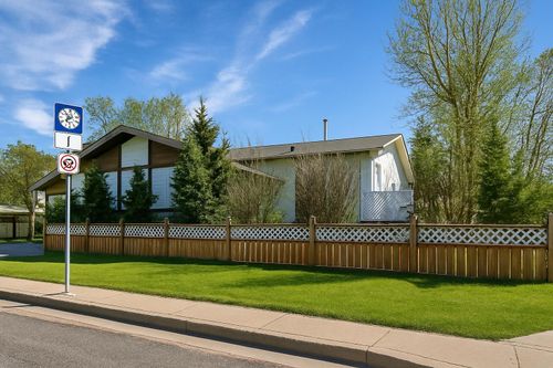 4201 19 Ave Se, Calgary, AB, T2B2M3 | Card Image