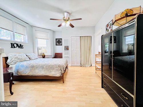 1-726 Rock Creek Church Rd Nw, WASHINGTON, DC, 20010-1617 | Card Image