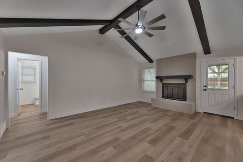 5622 Woodhollow Dr, Arlington, TX, 76016-2131 | Card Image
