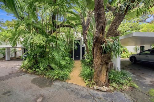 3024-3024 Day Avenue, Miami, FL, 33133 | Card Image