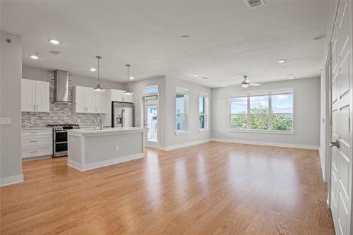 apt-208-2721 Wingate St, Fort Worth, TX, 76107-2034 | Card Image