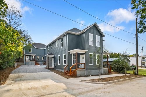 2-588 S Willow Ave, Fayetteville, AR, 72701-6153 | Card Image