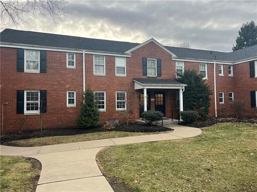 24-834 Thorn St, Sewickley, PA, 15143-1836 | Card Image