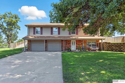 12106 Shirley St, Omaha, NE, 68144-2861 | Card Image