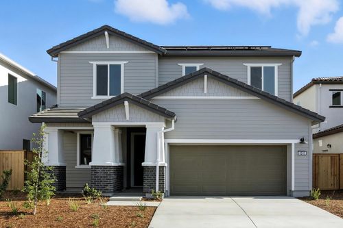 8245 Morning Star Way, Elk Grove, CA, 95757-5234 | Card Image