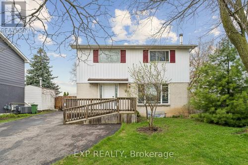 27 John Murray Street, Hamilton (Stoney Creek Mountain), ON, L8J1C5 | Card Image