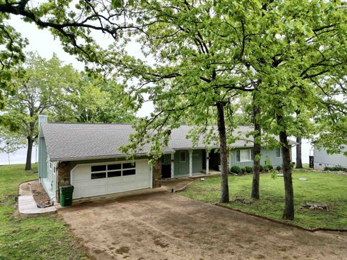 9 Keosauqua Dr, Cherokee Village, AR, 72529-2802 | Card Image