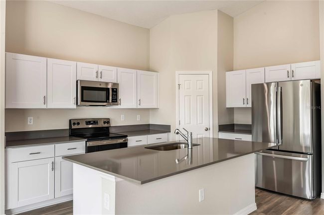 14817 Summer Branch Dr, House other with 4 bedrooms, 2 bathrooms and null parking in LITHIA FL | Image 9