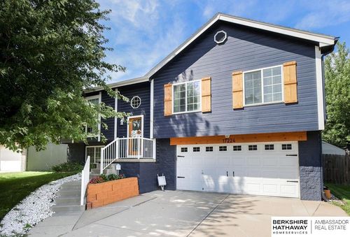 17224 Spaulding Street, Omaha, NE, 68116 | Card Image