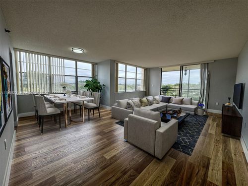apt-419-1200 Saint Charles Pl, Pembroke Pines, FL, 33026-3331 | Card Image