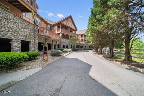 3106-830 Golf View Blvd, Pigeon Forge, TN, 37863-4123 | Card Image