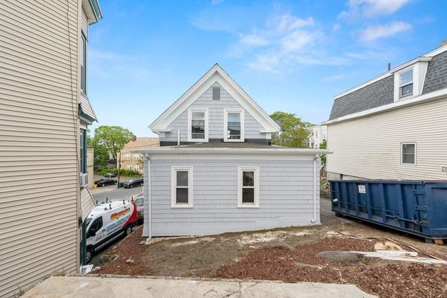5 Acorn St, House other with 3 bedrooms, 2 bathrooms and 3 parking in Lynn MA | Image 8
