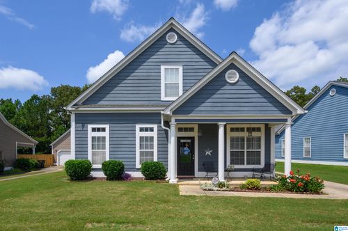4601 Nicholas Dr, BESSEMER, AL, 35022-7051 | Card Image