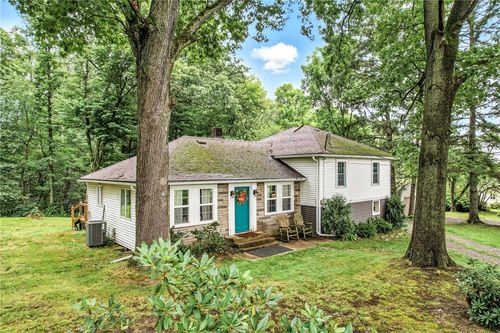 2725 N Neshannock Rd, Sharpsville, PA, 16150-3431 | Card Image