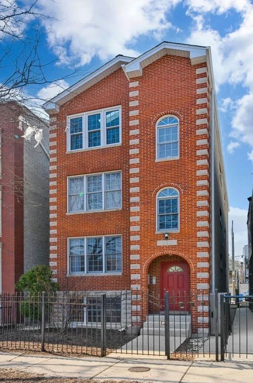 2-942 Wood St, Chicago, IL, 60622-5082 | Card Image