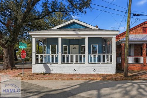 422 W 42nd St, Savannah, GA, 31401-8916 | Card Image