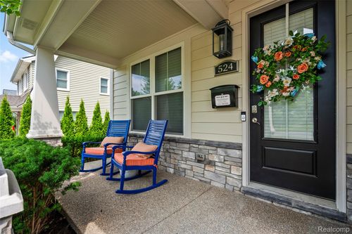 524 Ludlow Ave, Rochester, MI, 48307-1418 | Card Image