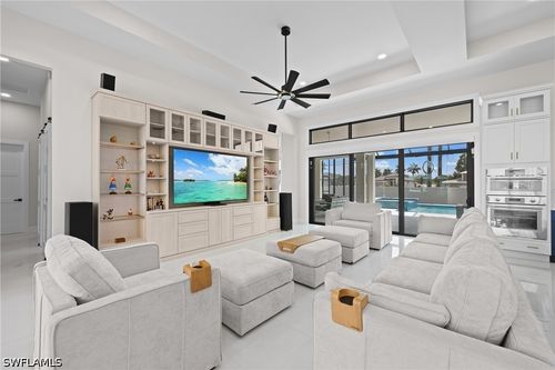 750 109th Ave N, Naples, FL, 34108-1882 | Card Image