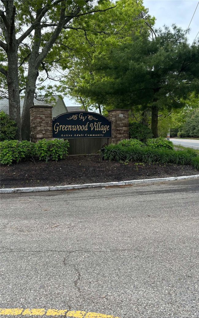 5190 - 5190 Village Circle, Condo with 2 bedrooms, 2 bathrooms and null parking in Manorville NY | Image 16