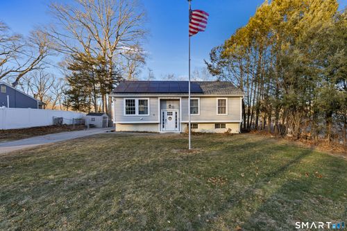 15 Country Club Dr, Ledyard, CT, 06339-1714 | Card Image