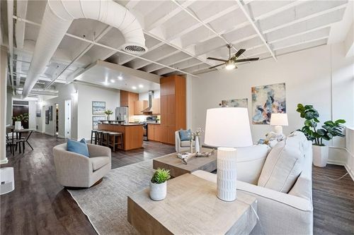 415-805 Peachtree St Ne, Atlanta, GA, 30308-6015 | Card Image