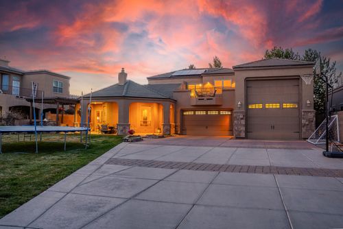 323 Nuevo Hacienda Ln Nw, Los Ranchos, NM, 87107-3138 | Card Image