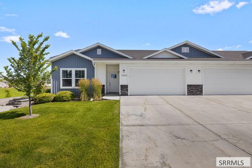 2858 Elmwood, Idaho Falls, ID, 83402-1285 | Card Image