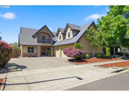 454 Salty Way, Eugene, OR, 97404-2488 | Card Image