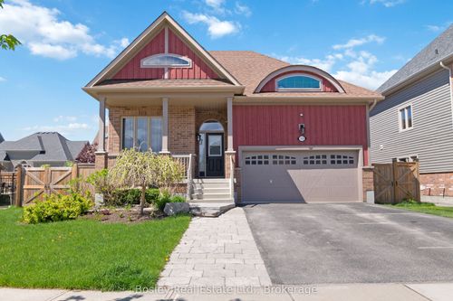 upper-13 Cooper St, Collingwood, ON, L9Y0W8 | Card Image