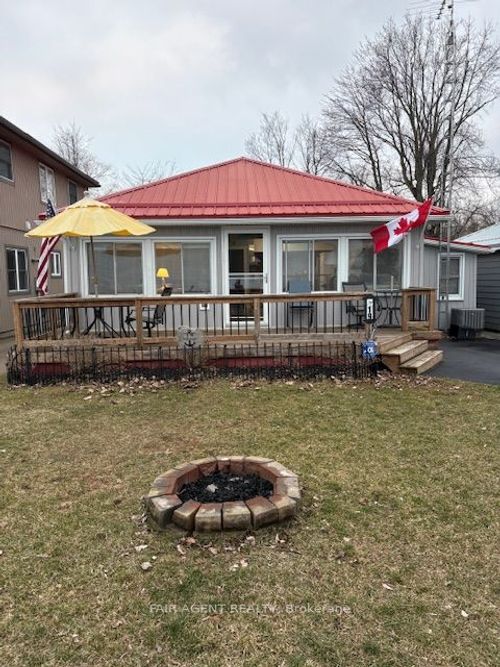 19 Ordnance Ave, Turkey Point, ON, N0E1T0 | Card Image
