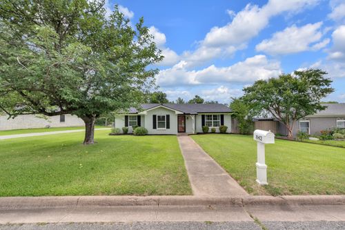 842 Starlight Dr, Sherman, TX, 75090-2517 | Card Image