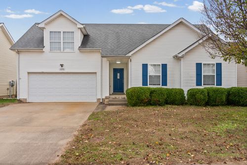 1048 Cindy Jo Ct, Clarksville, TN, 37040-2582 | Card Image