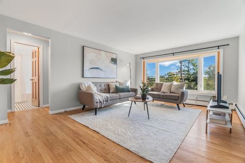 apt-4-123 Cambridge Rd, Woburn, MA, 01801-4765 | Card Image