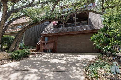 7320 Cave Holw, Austin, TX, 78750-8243 | Card Image