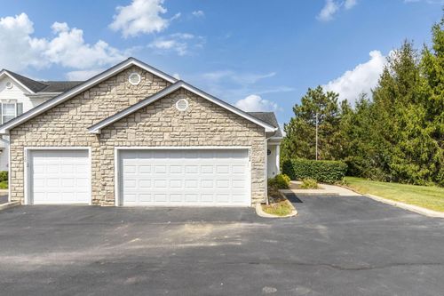 6e-6702 Axtel Dr, Canal Winchester, OH, 43110-8418 | Card Image