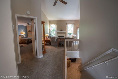 1128 Eagle Nest Dr, Milford, MI, 48381-2820 | Card Image