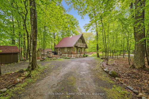 17 Sugar Bush Lane, Huntsville, ON, P1H2J3 | Card Image