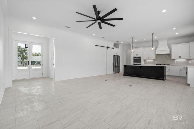 Living Room | Image 4