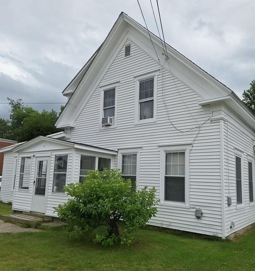 27 State St, Northumberland, NH, 03582-4208 | Card Image