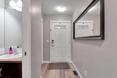 148 Chaparral Valley Gdns Se, Home with 3 bedrooms, 1 bathrooms and 1 parking in Calgary AB | Image 2