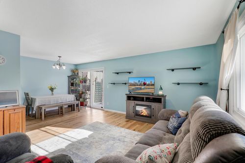 10633 Grouse St Nw, Coon Rapids, MN, 55433-4264 | Card Image