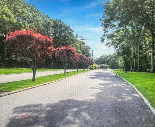 unit-275-1407 Middle Rd, Calverton, NY, 11933-1498 | Card Image