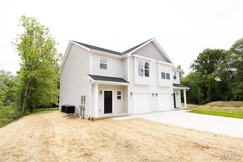 223 Shoreline Dr, O Fallon, IL, 62269-3064 | Card Image