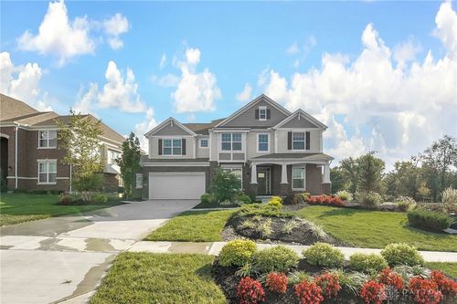 8141 Stone Dr, West Chester, OH, 45241-3517 | Card Image