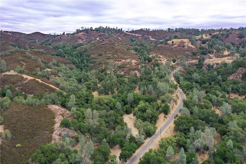 76370 Bryson Hesperia Rd, Bradley, CA, 93426-9419 | Card Image